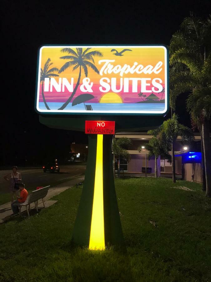 Tropical Inn & Suites, Downtown Clearwater Esterno foto